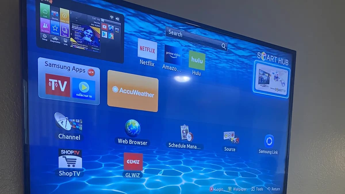 Smart TV displaying a sharp, colorful home screen, illustrating good IPTV picture quality versus pixelation