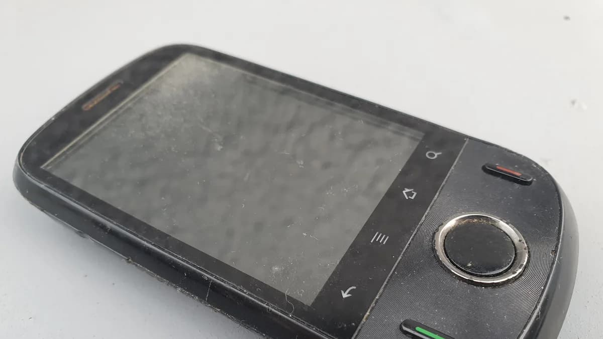 Android smartphone representing mobile device compatibility
